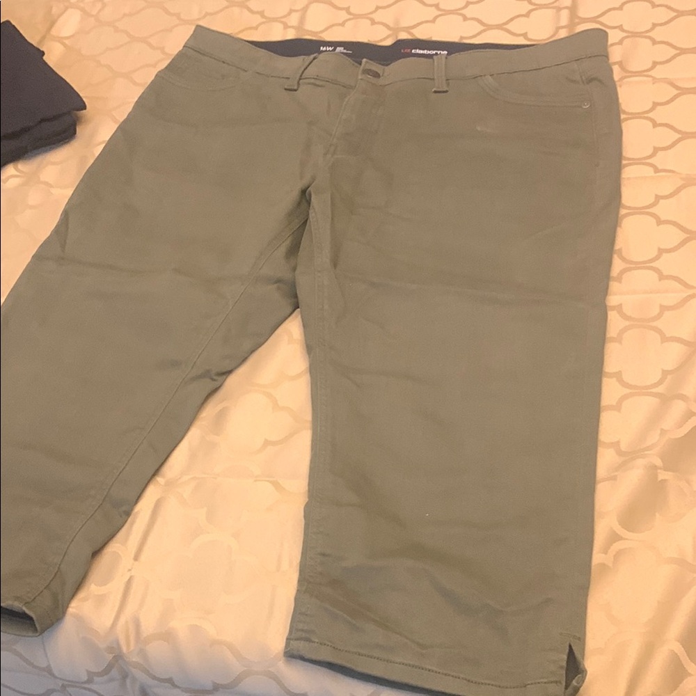 Liz Claiborne Men's Khaki Chinos